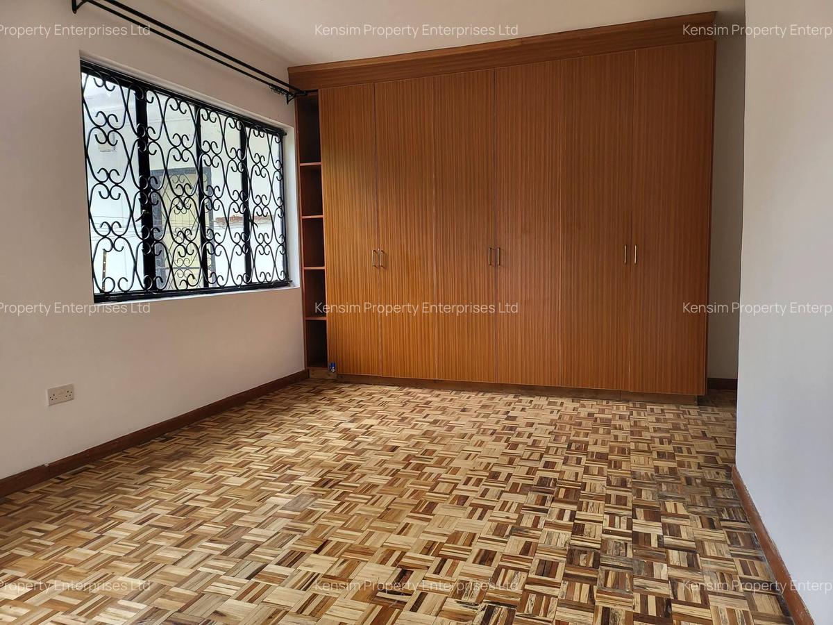 5 Bed Townhouse with En Suite in Nyari - 9