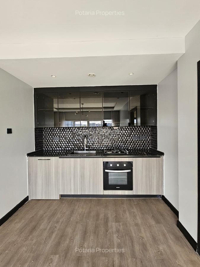 2 Bed Apartment with En Suite in Westlands Area - 2