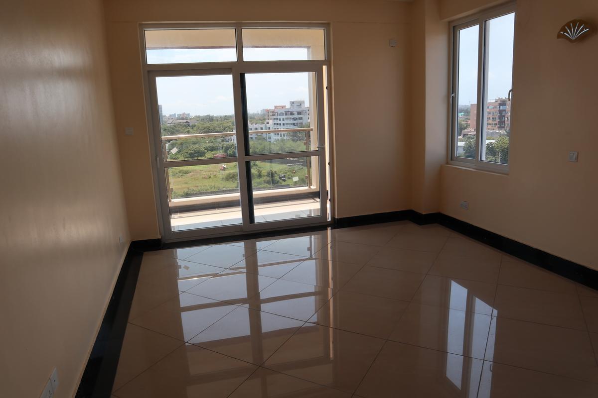 4 Bed Apartment with En Suite in Nyali Area - 2