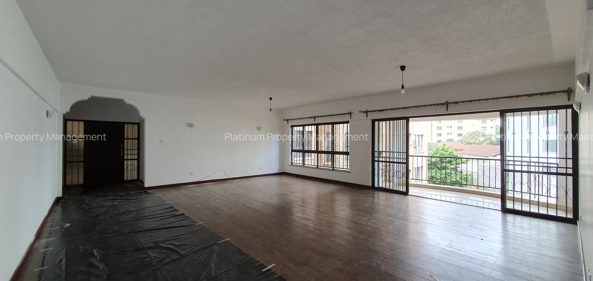 4 Bed Apartment with En Suite at Brookside Gardens - 2