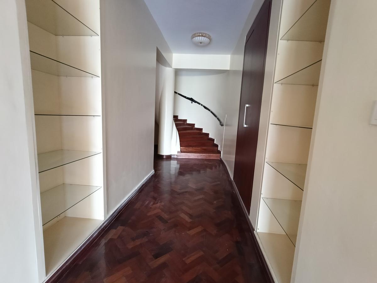 6 Bed House with En Suite in Kitisuru - 6