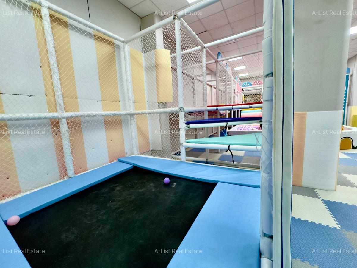 Furnished 2 Bed Apartment with Swimming Pool at Mandera Road - 15