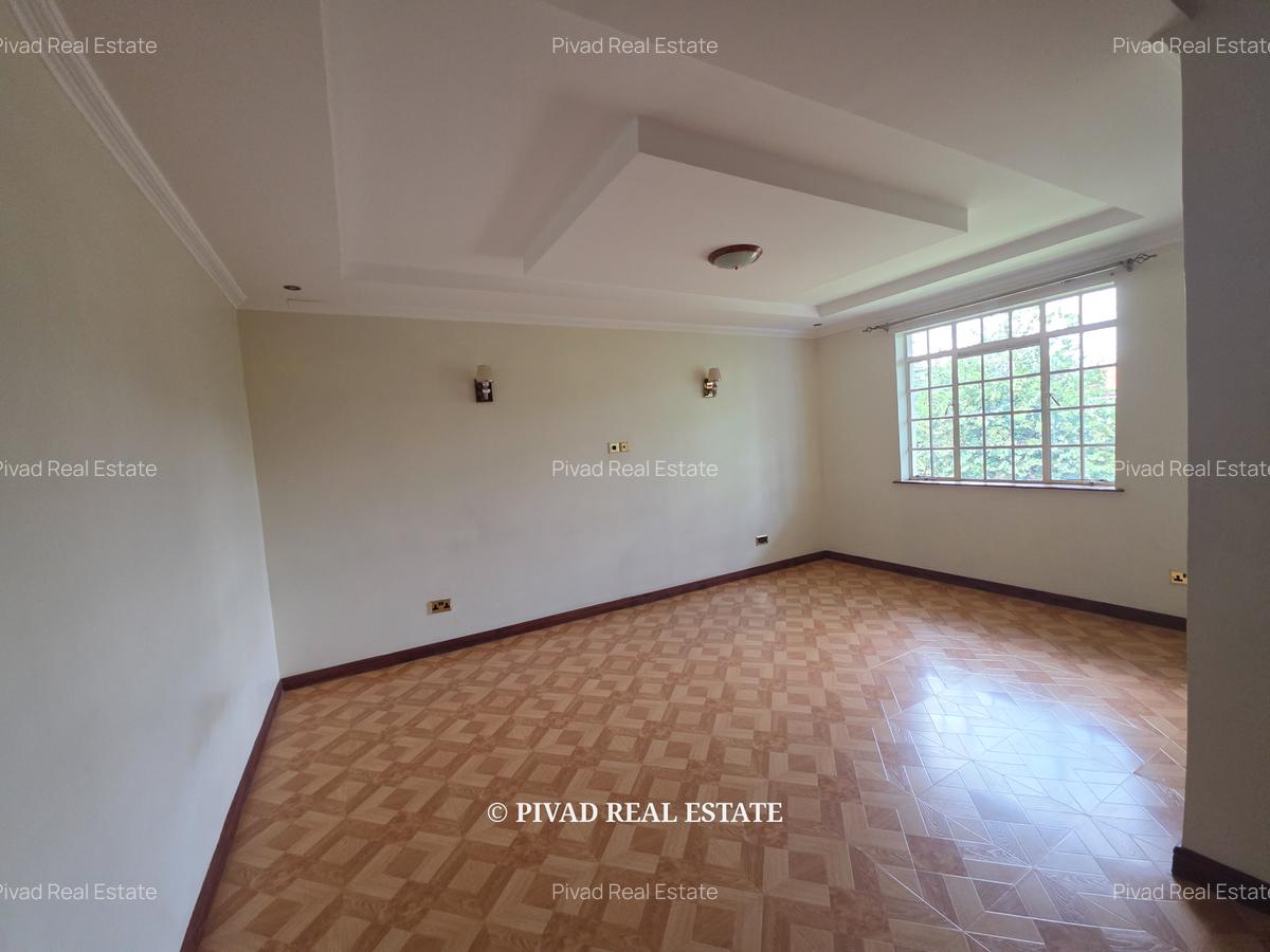 5 Bed House with Garden in Runda - 7
