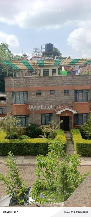 4 Bed Villa in Lavington - 1