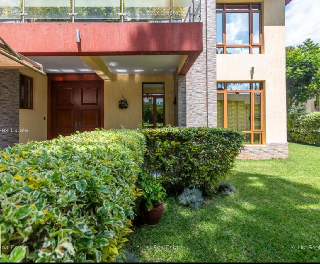 5 Bed Villa with En Suite at Isaac Gathanju Close - 9