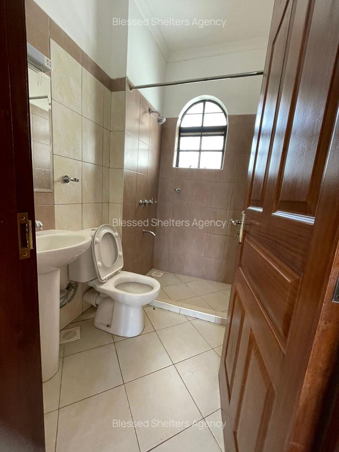 4 Bed Villa with En Suite in Kiambu Road - 12