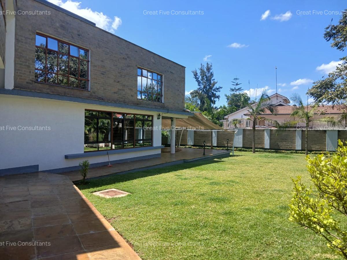 4 Bed House with En Suite in Runda - 1