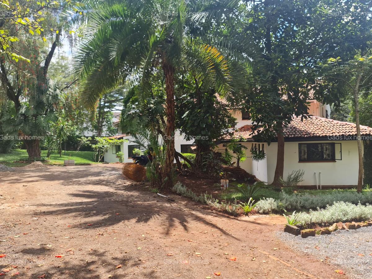 5 Bed Townhouse with En Suite at Old Kitisuru - 3