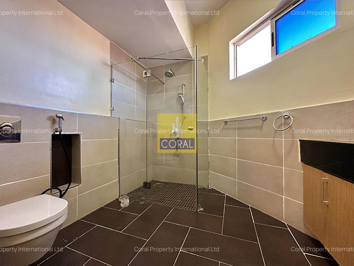 4 Bed Apartment in Kileleshwa - 14