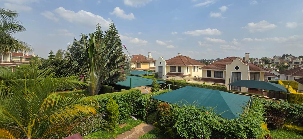 4 Bed Townhouse with En Suite in Kiambu Road - 2