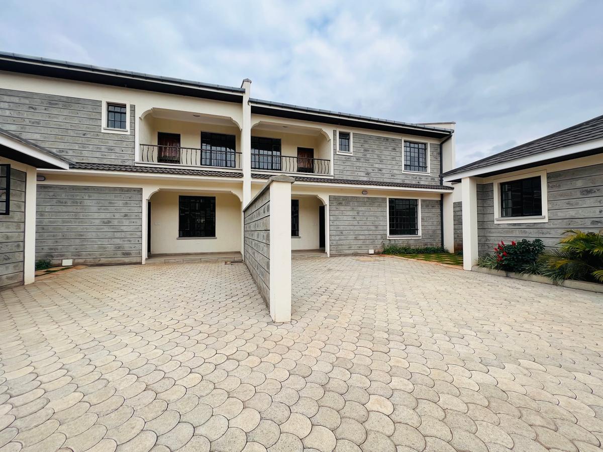 4 Bed Townhouse with En Suite at Kimbo - 12