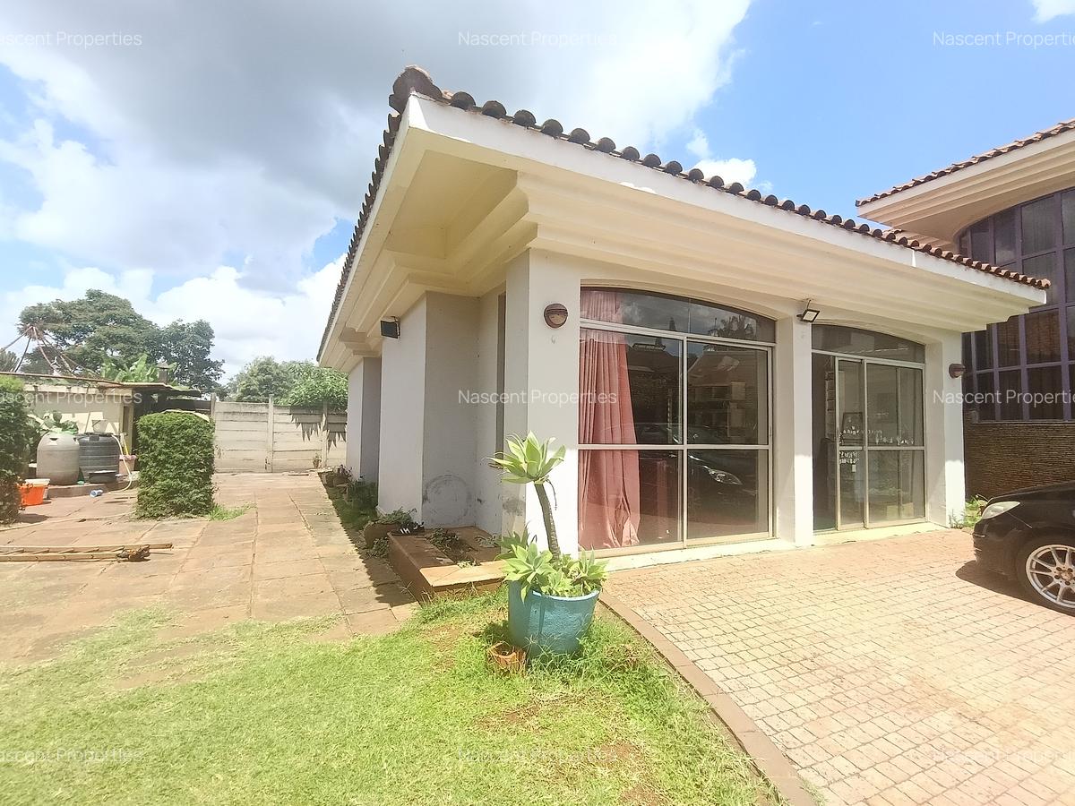 4 Bed House with En Suite in Runda - 17