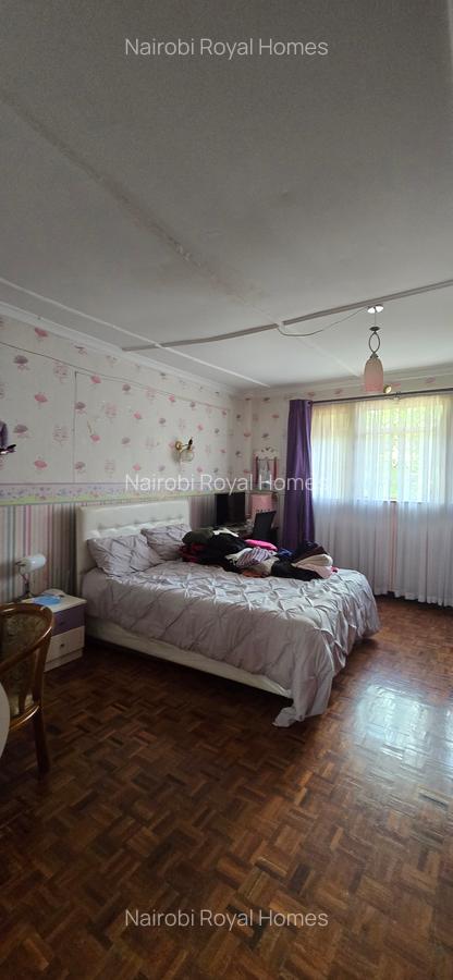 4 Bed House with En Suite at Ruaka Drive - 19
