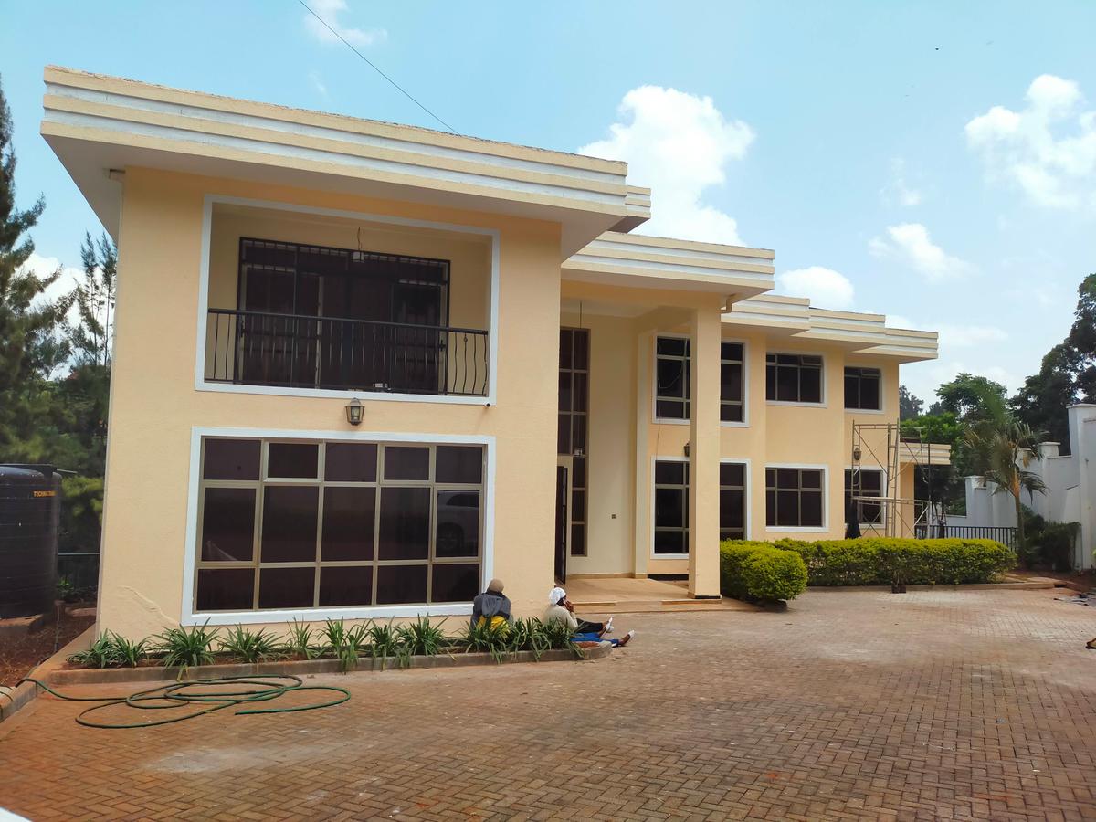 5 Bed House with En Suite in Kitisuru - 1