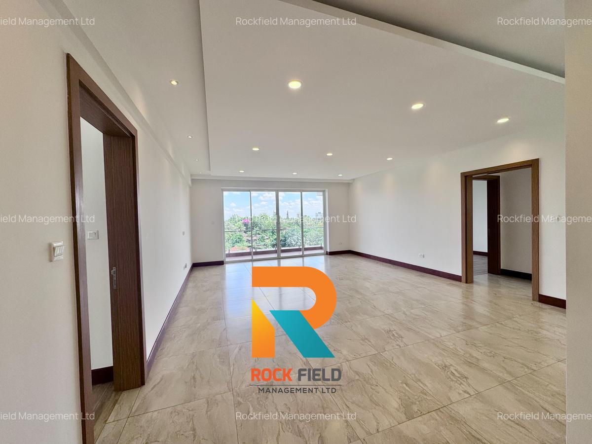 3 Bed Apartment with En Suite in Parklands - 2