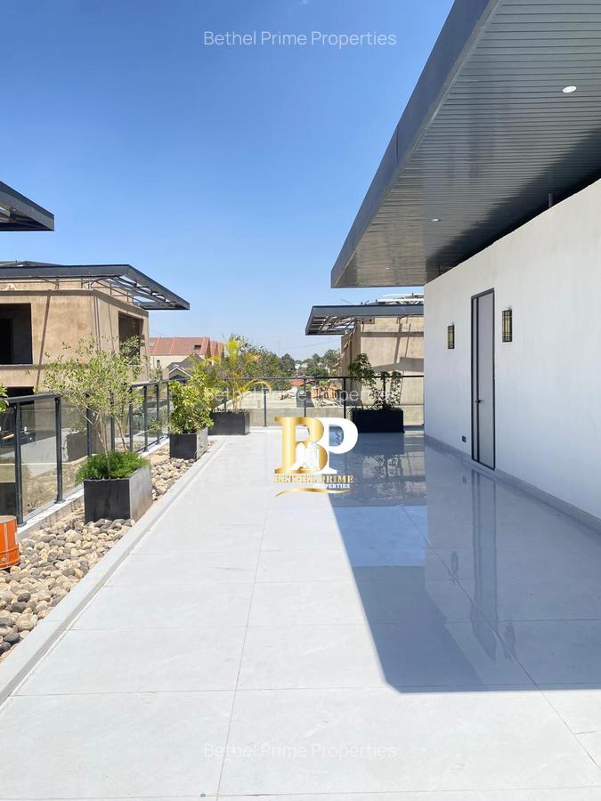 5 Bed Villa with En Suite in Lavington - 5