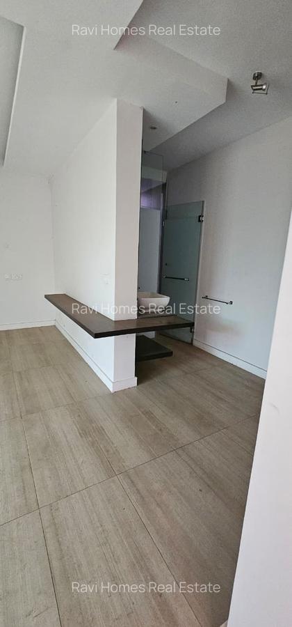 5 Bed Villa with En Suite at Chalbi Drive - 3