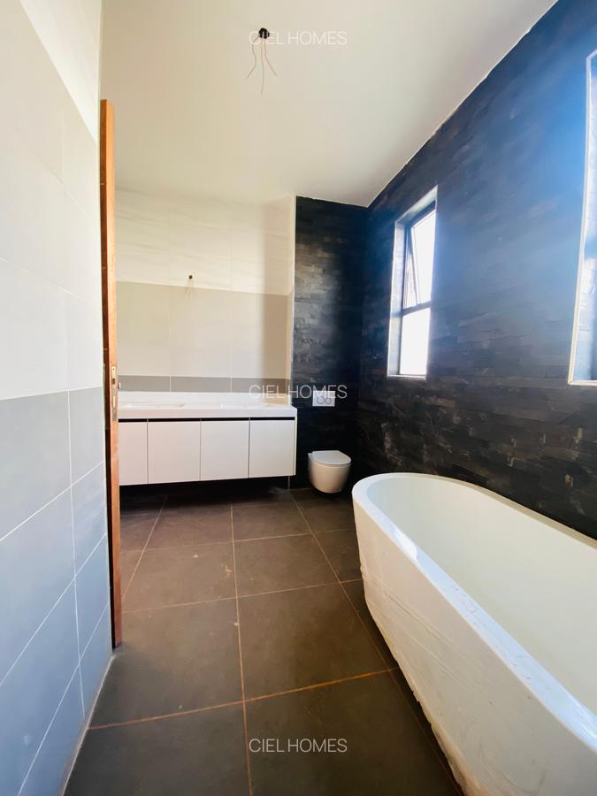 4 Bed Villa with En Suite at Njathaini Road - 19