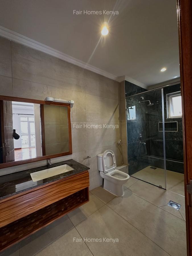 5 Bed Townhouse with En Suite at Chalbi Drive - 3