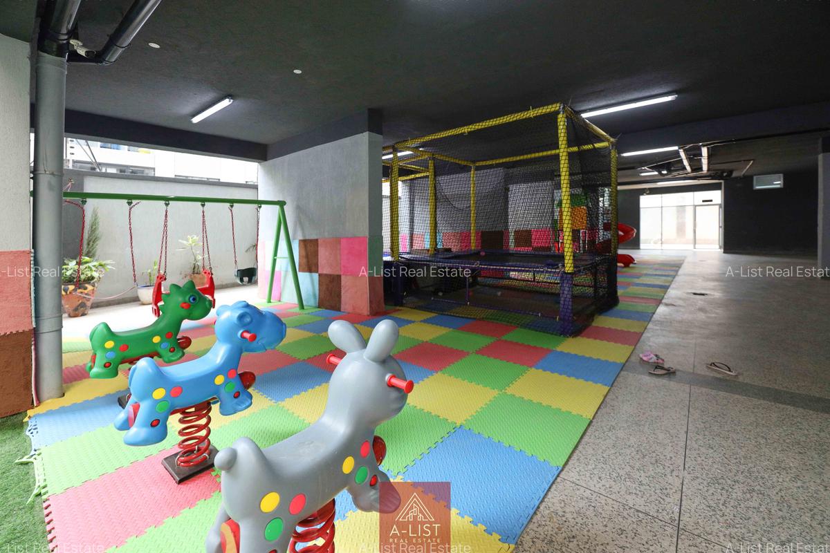 2 Bed Apartment with En Suite at Valley Arcade - 15