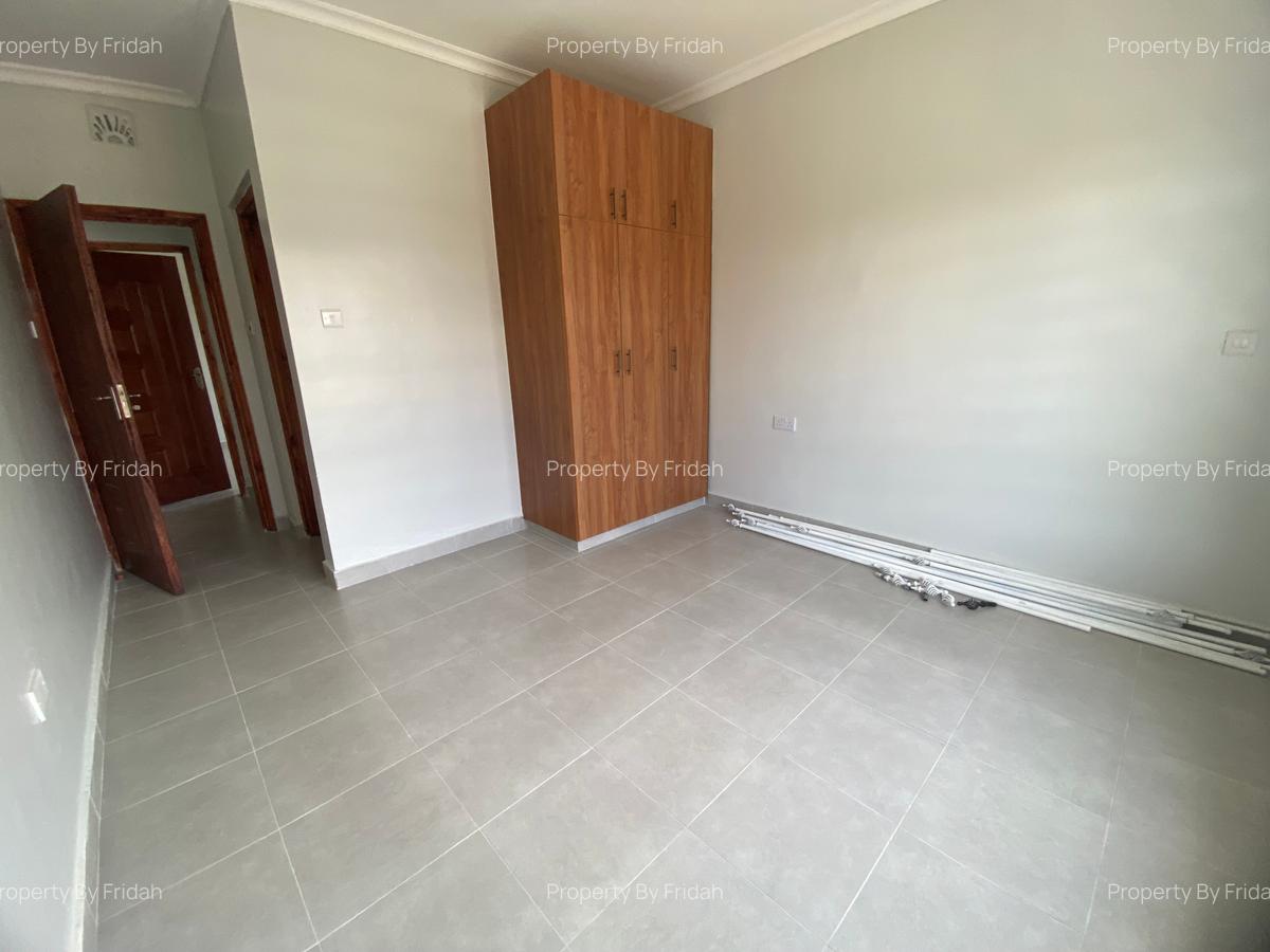 4 Bed House with En Suite in Kitengela - 11