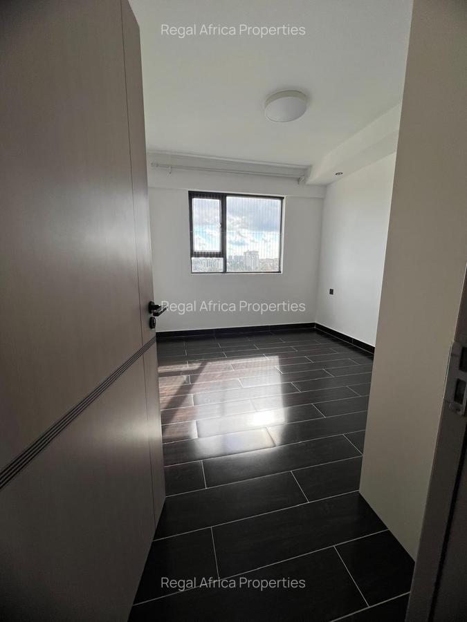 2 Bed Apartment with Parking in Kilimani - 12