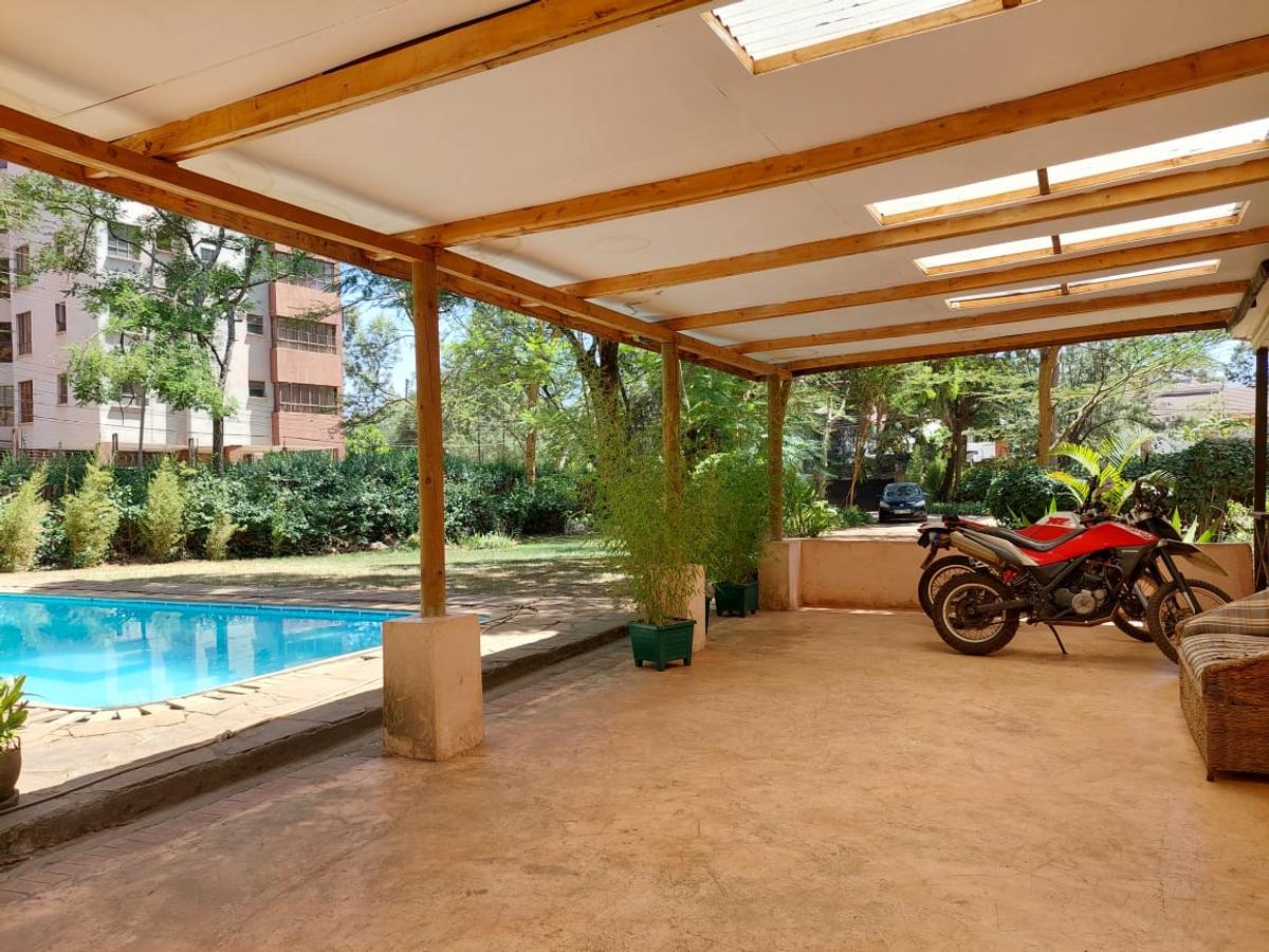 4 Bed House with Swimming Pool in Kilimani - 4