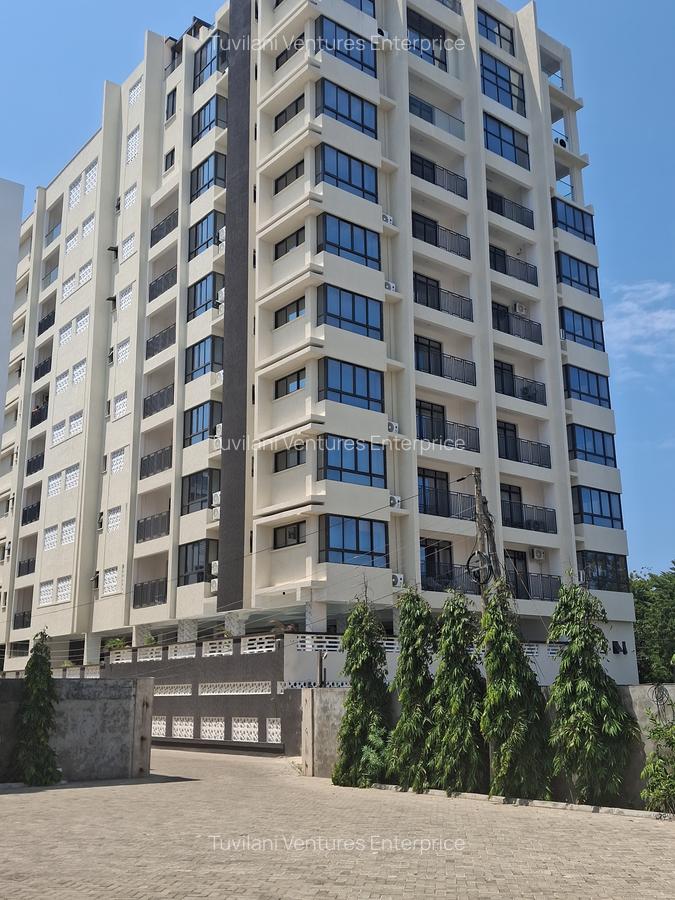 Serviced 3 Bed Apartment with En Suite at Nyali Mombasa - 4