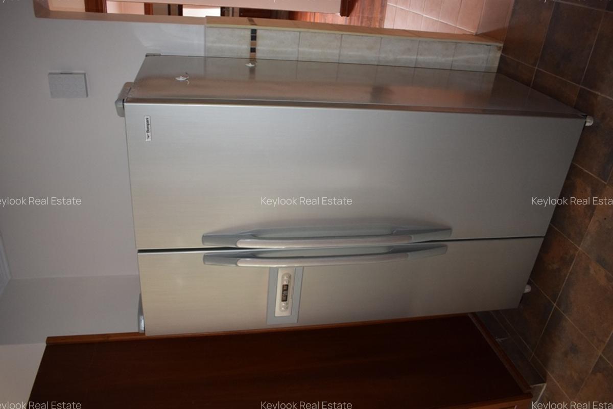 4 Bed Townhouse with En Suite at Peponi Road - 8