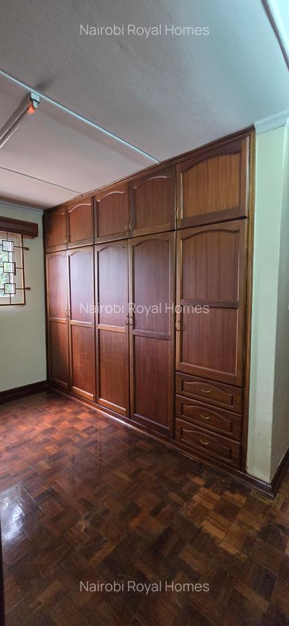 5 Bed Townhouse with En Suite at Lavington Green - 17