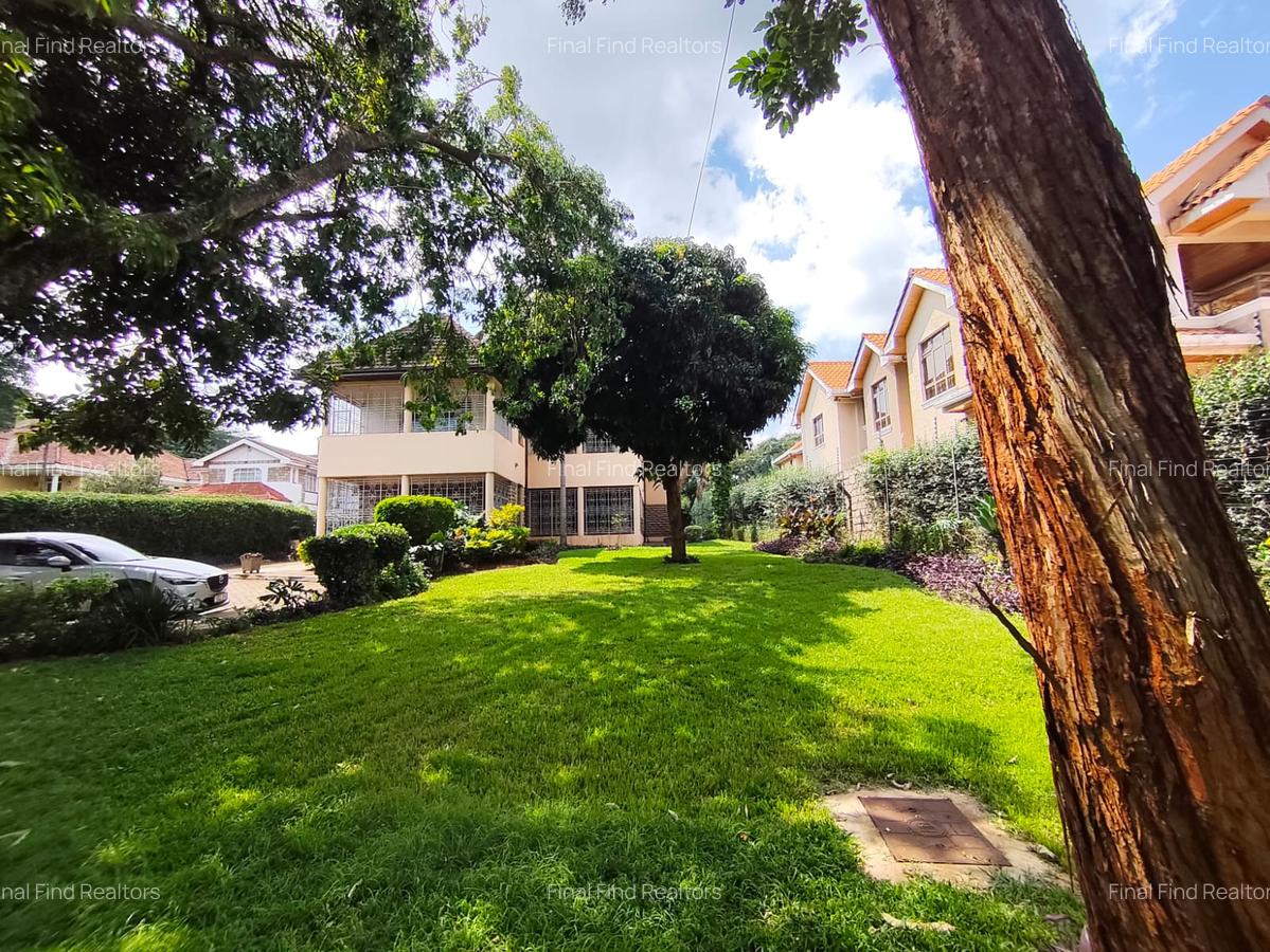 5 Bed House with Garden in Runda - 6