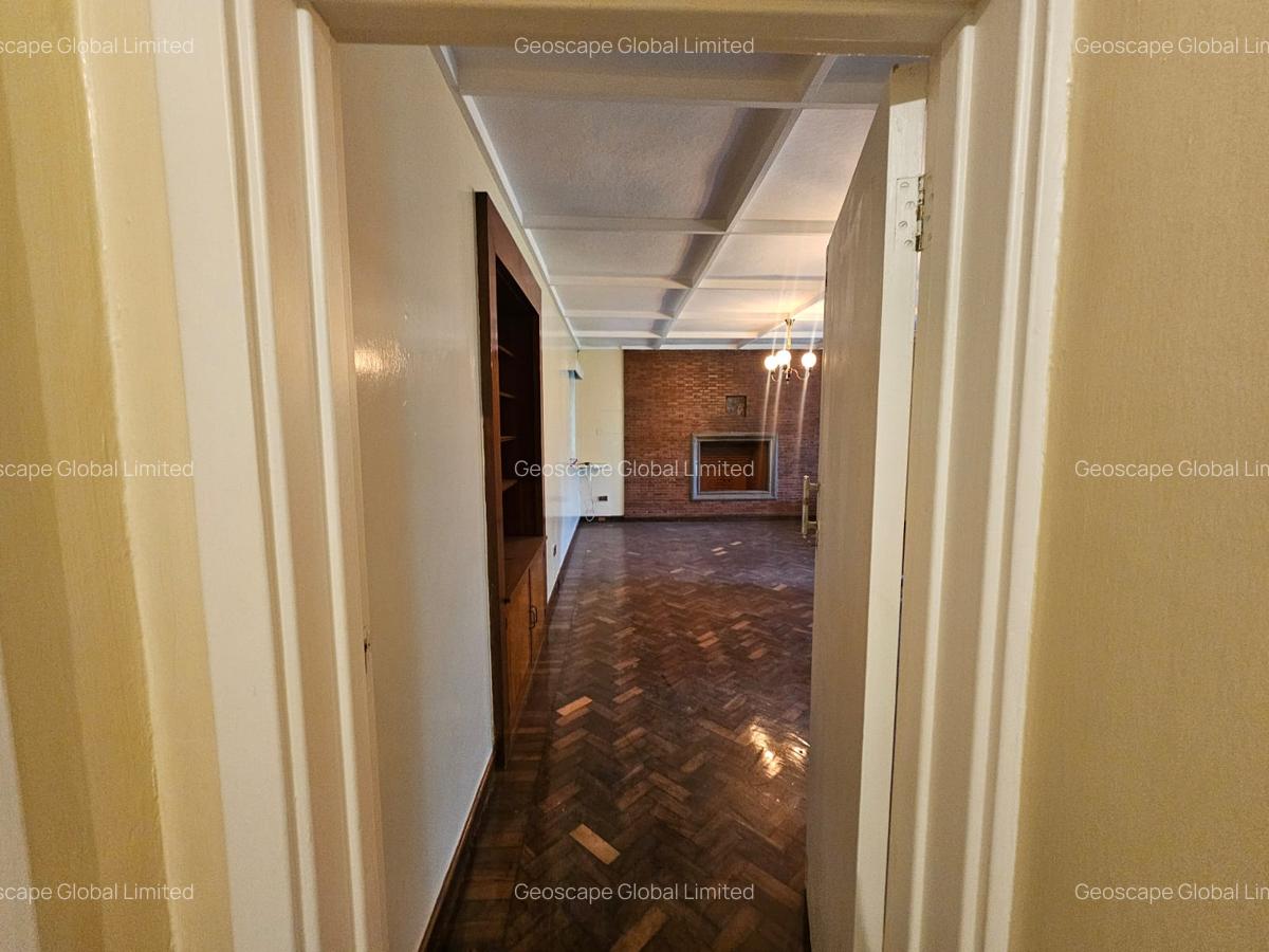 4 Bed House with En Suite in Thigiri - 11