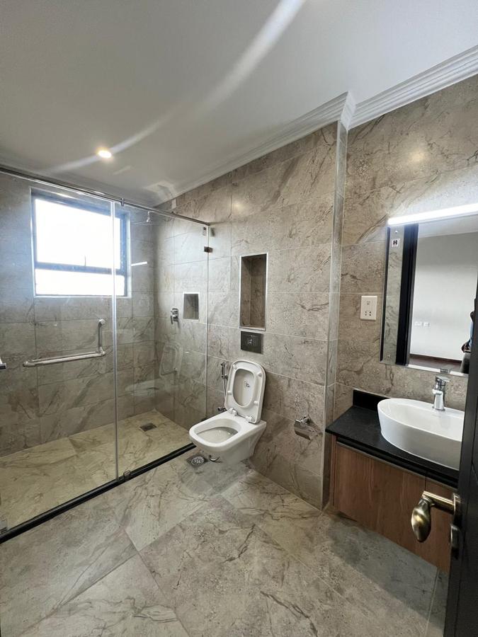 4 Bed Apartment with Swimming Pool in Kileleshwa - 6