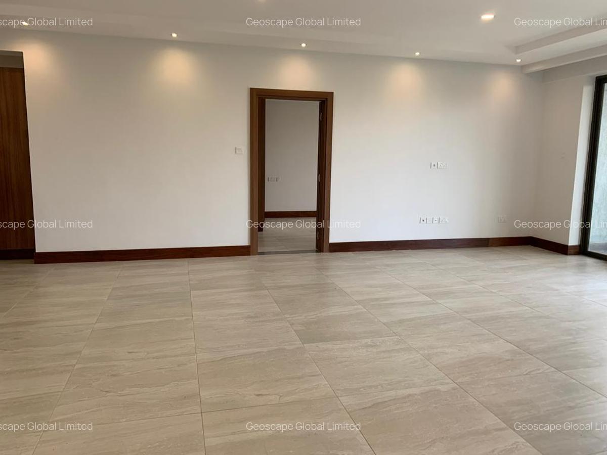 3 Bed Apartment with En Suite in Westlands Area - 16