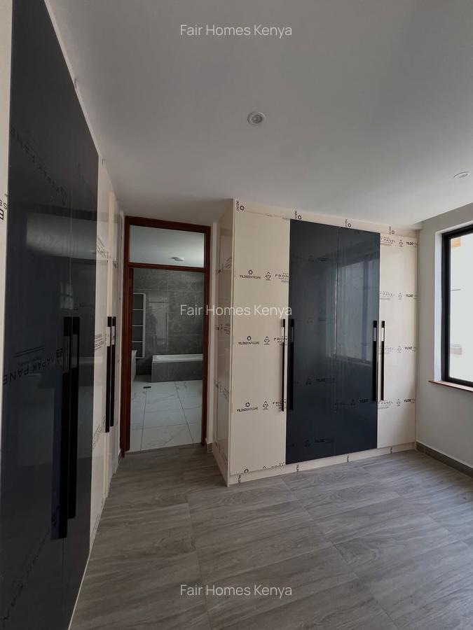 5 Bed Townhouse with En Suite at Maji Mazuri - 9