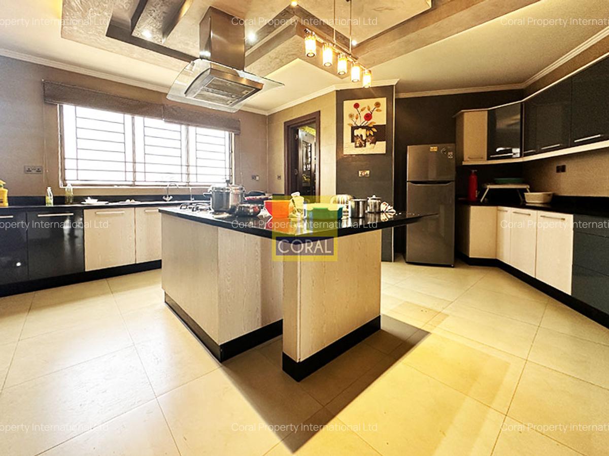 4 Bed Apartment in Parklands - 15
