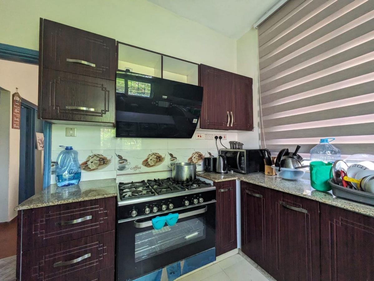 Furnished 2 Bed Apartment with En Suite in Mombasa Island - 6