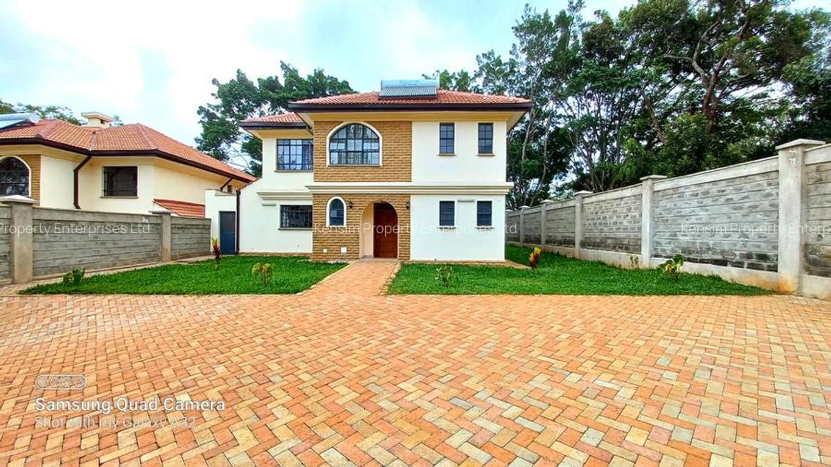 4 Bed Townhouse with En Suite in Lavington - 1