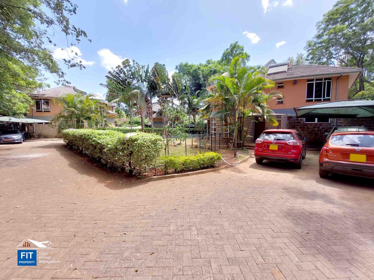 6 Bed House with En Suite at Nairobi - 20