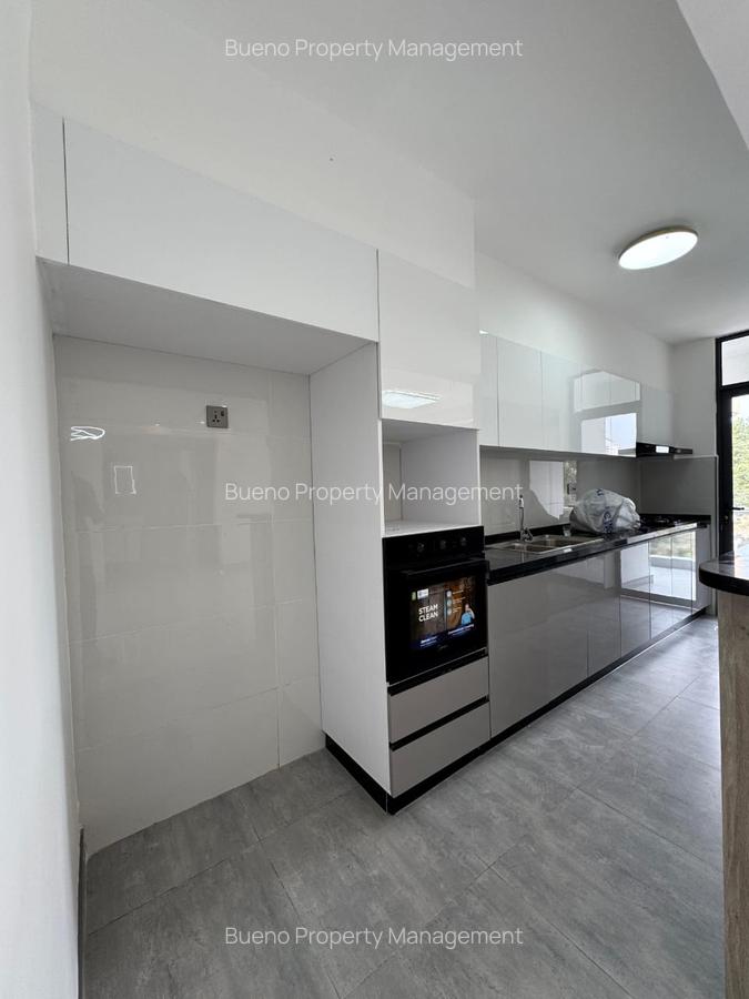 2 Bed Apartment with En Suite at Ki - 14
