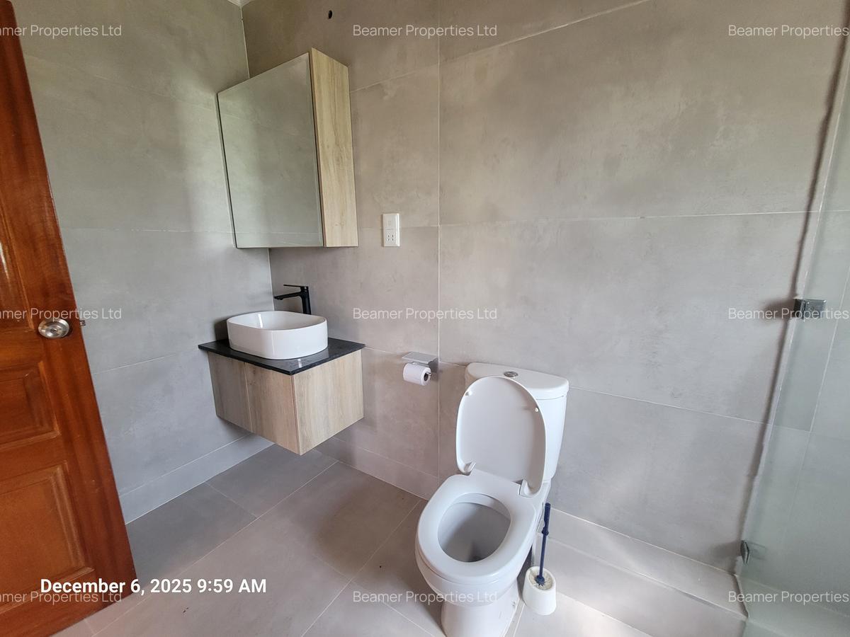 4 Bed House with En Suite at Kamakis Greenspot - 6