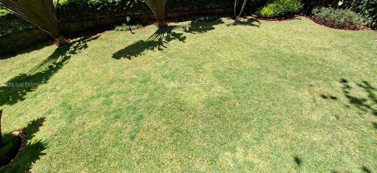 5 Bed Townhouse with En Suite at Lowerkabete - 14