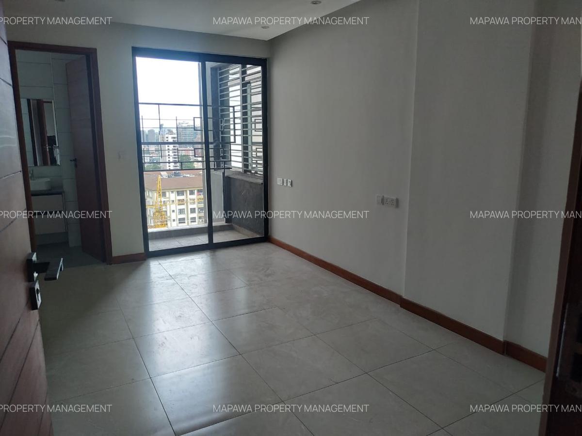 4 Bed Apartment with En Suite in Parklands - 10