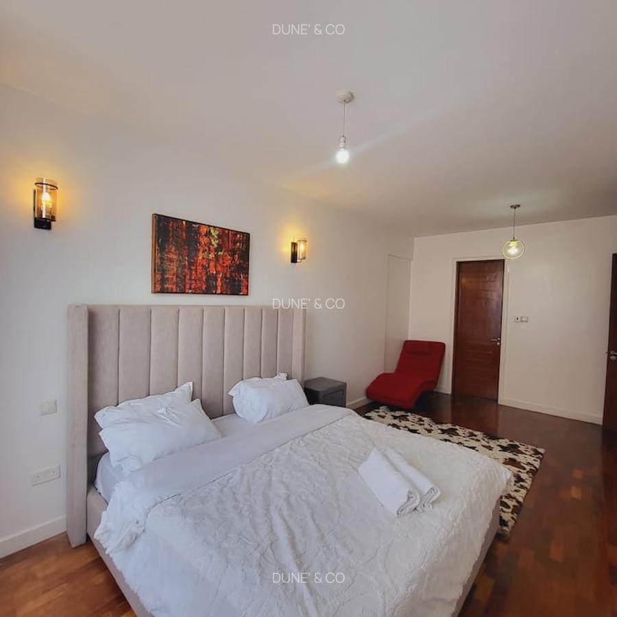Serviced 2 Bed Apartment with En Suite in Kilimani - 11