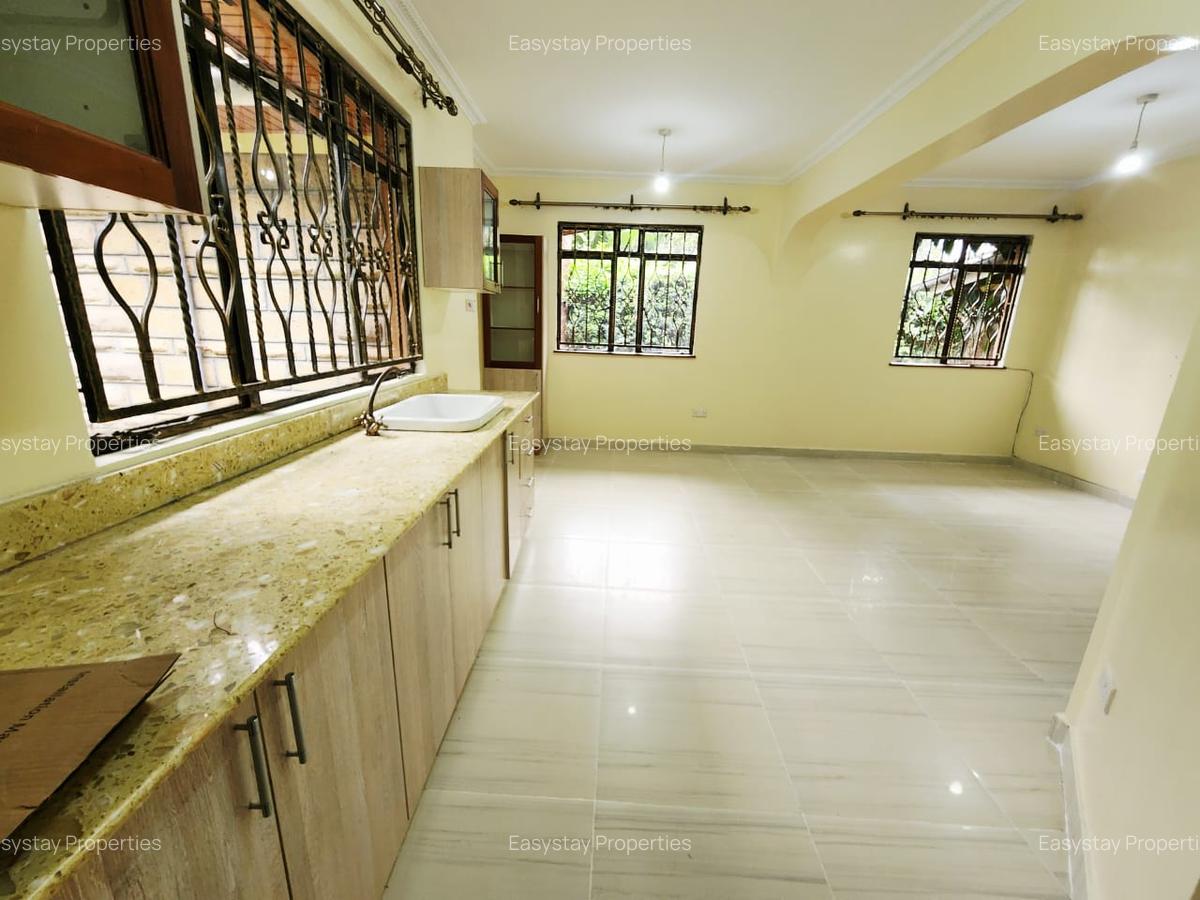 2 Bed House with En Suite in Runda - 2