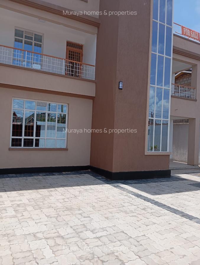 6 Bed House with En Suite at Membley - 13