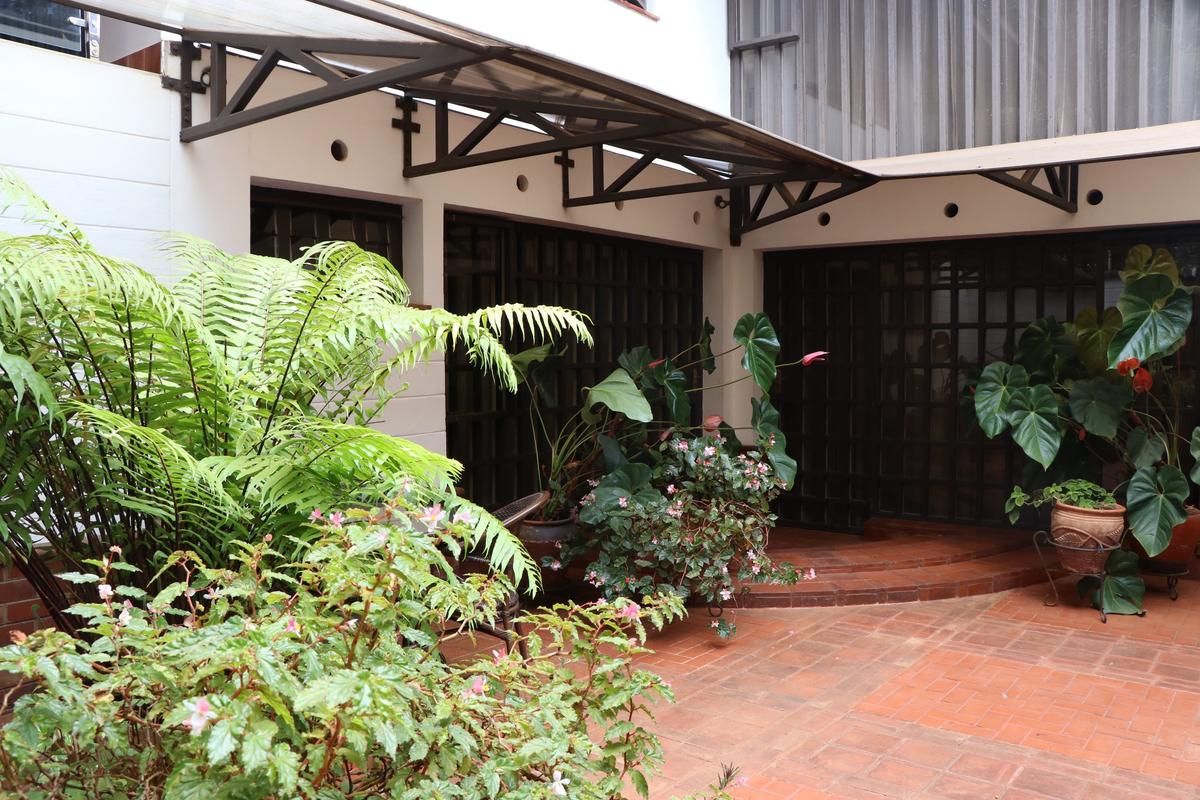 Furnished 2 Bed Apartment with En Suite in Runda - 1