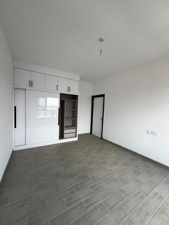 2 Bed Apartment with En Suite in Lavington - 3