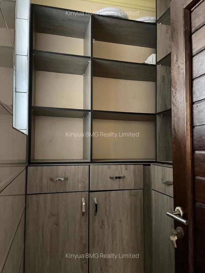 Serviced 4 Bed Apartment with En Suite in Nyali Area - 9