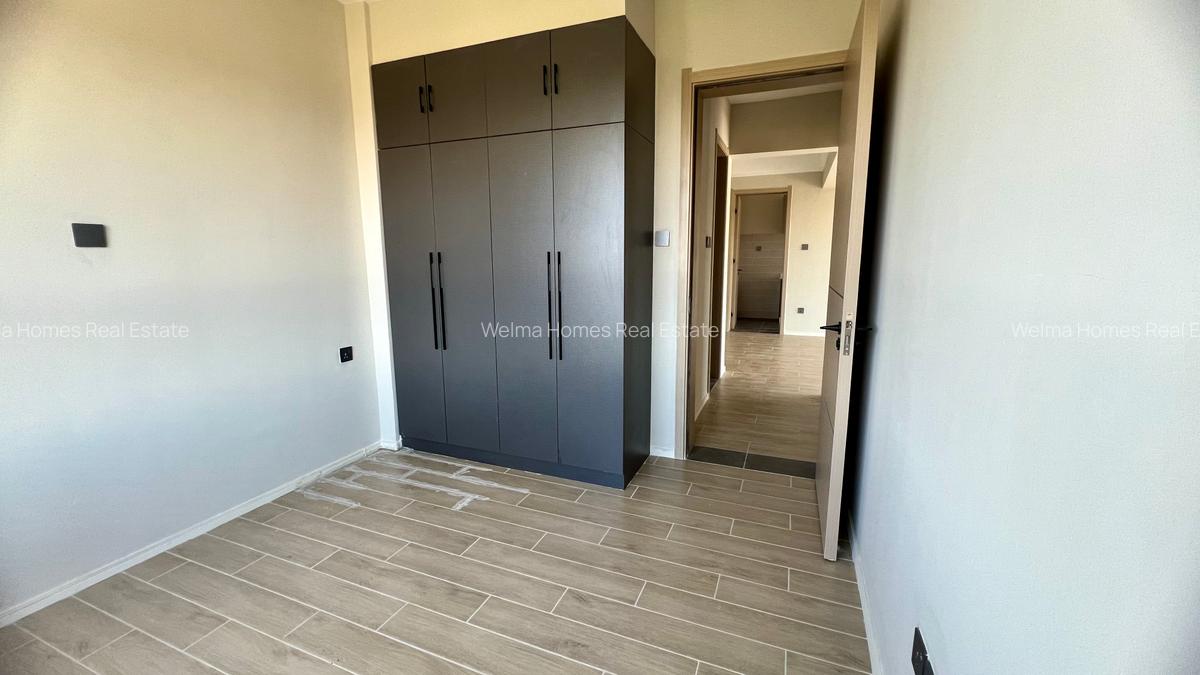 2 Bed Apartment with En Suite in Lavington - 7